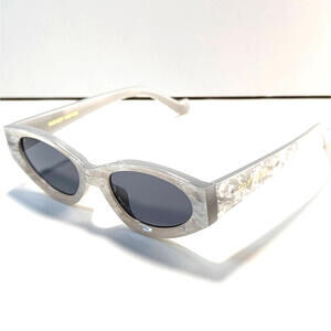 Topfoxx Kat x Money Moves - Silver Cateye Sunglasses  NYC - Chic Eyewear